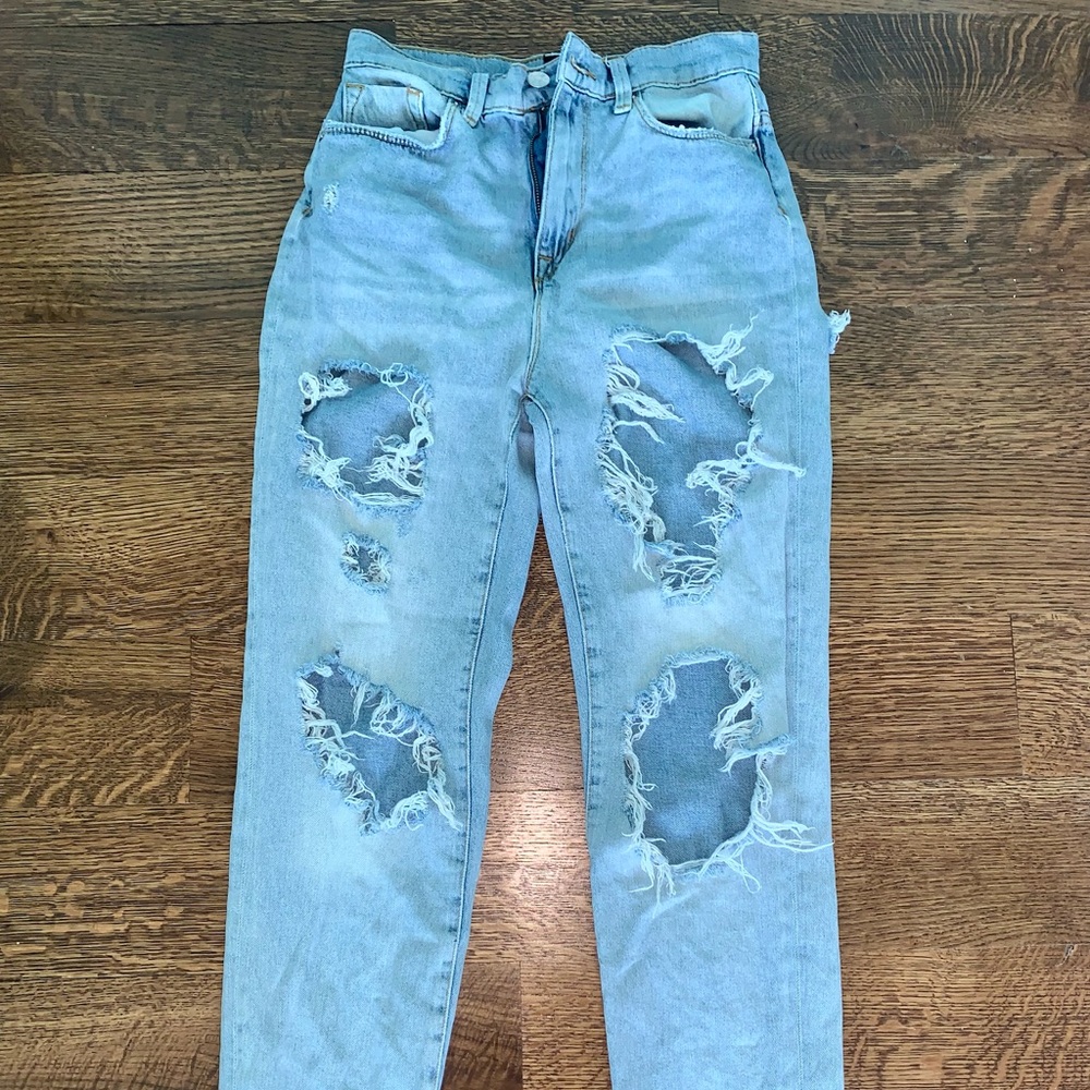 Urban Outfitters BDG Mom High-Rise light denim jeans